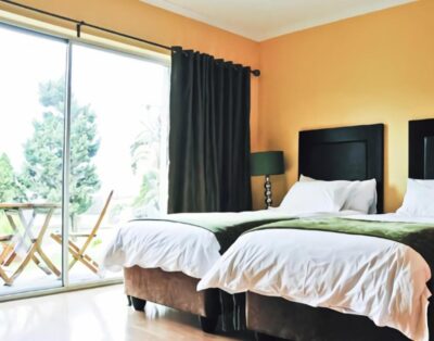 Luxury Twin / Double-Patio — Mandalay Beach Guest House