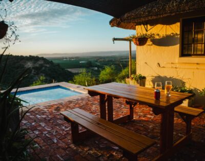 Shared Pool Cottage — Hitgeheim Country Lodge