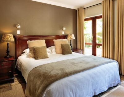 Room 3 – Lagoon Facing Room — Wilderness Manor