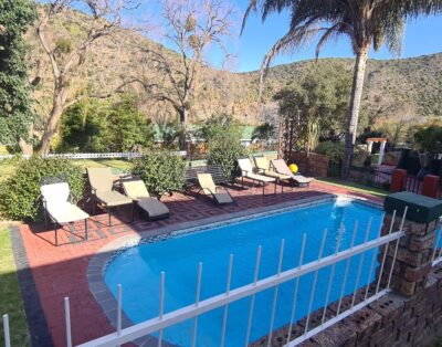 Deluxe Family Self Catering Unit B1 — Old Mill lodge, Working Ostrich Farm & Restaurant