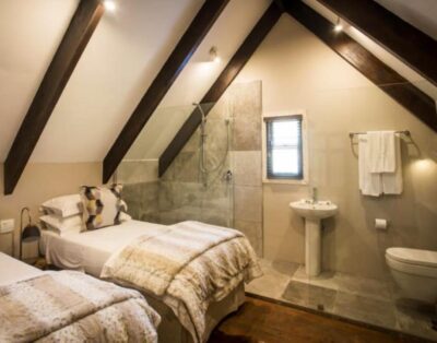 Luxury 3 bedroom S/C with Jacuzzi — Botlierskop Bush Villas