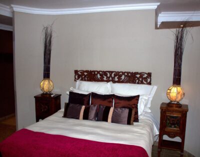 Honeymoon Suite — Tuskers Bush Lodge