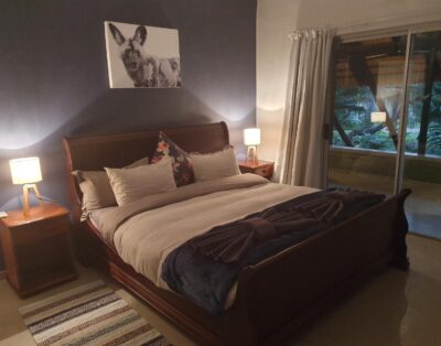 Kingfisher Creek Cottage 2 — Kingfisher Creek Safari Lodge