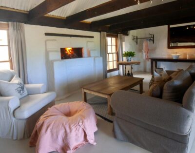 Twin with Tub and Shower — Belle Balance Bush Lodge