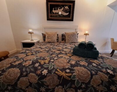 Deluxe Queen Room 2 — Fiore Garden Accommodation