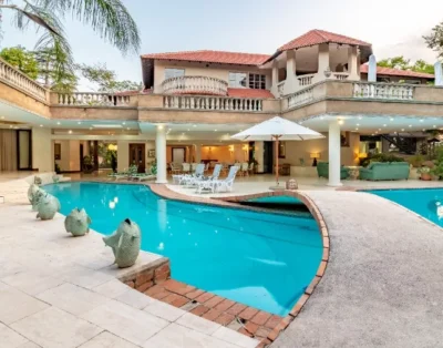 Luxury — Christies @32 on Russell