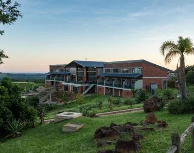 Family Suites — Dragonview Lodge