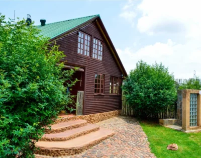 Cabbage Tree Cottage — Stone Hill